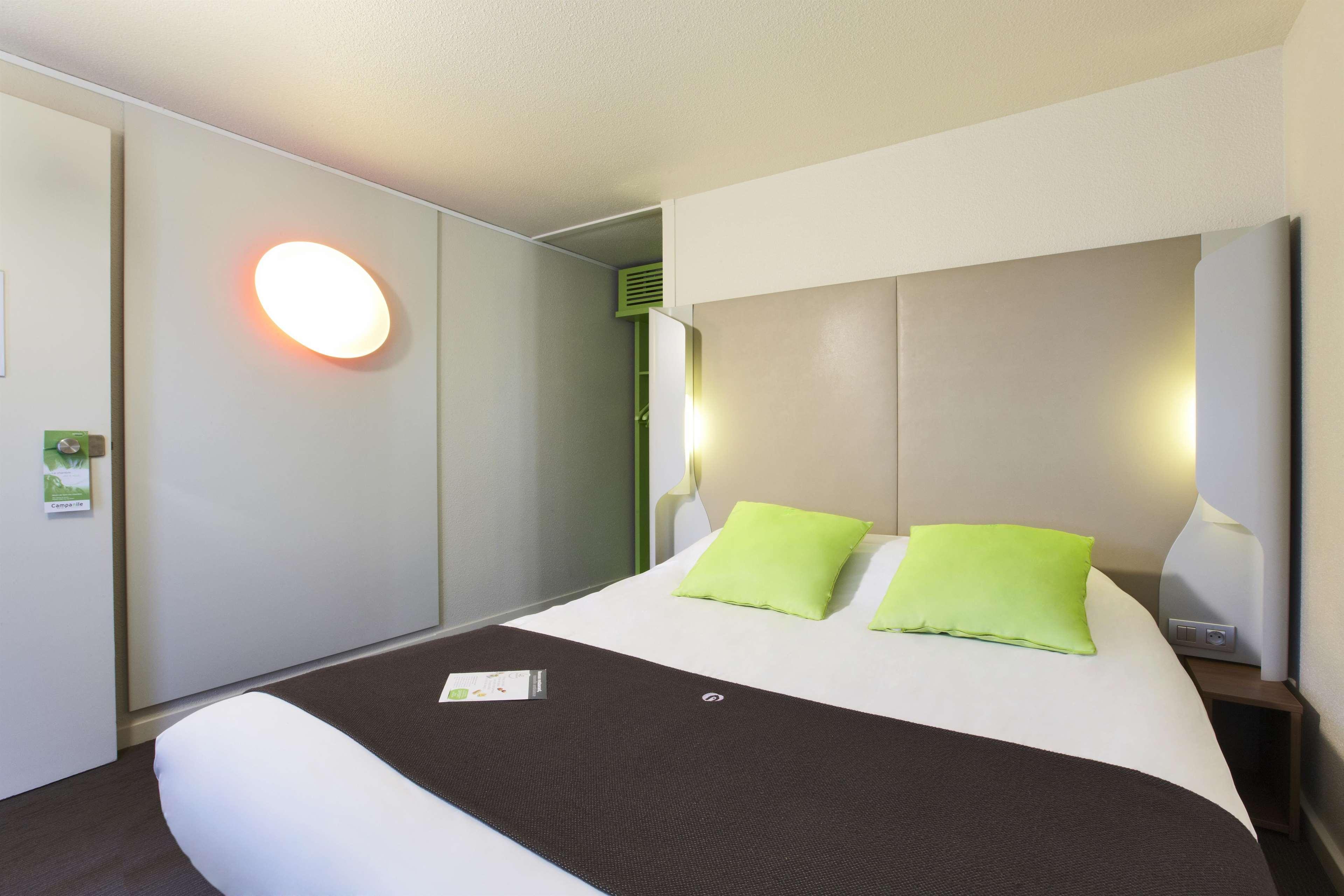Hotel Campanile Vierzon Exteriér fotografie