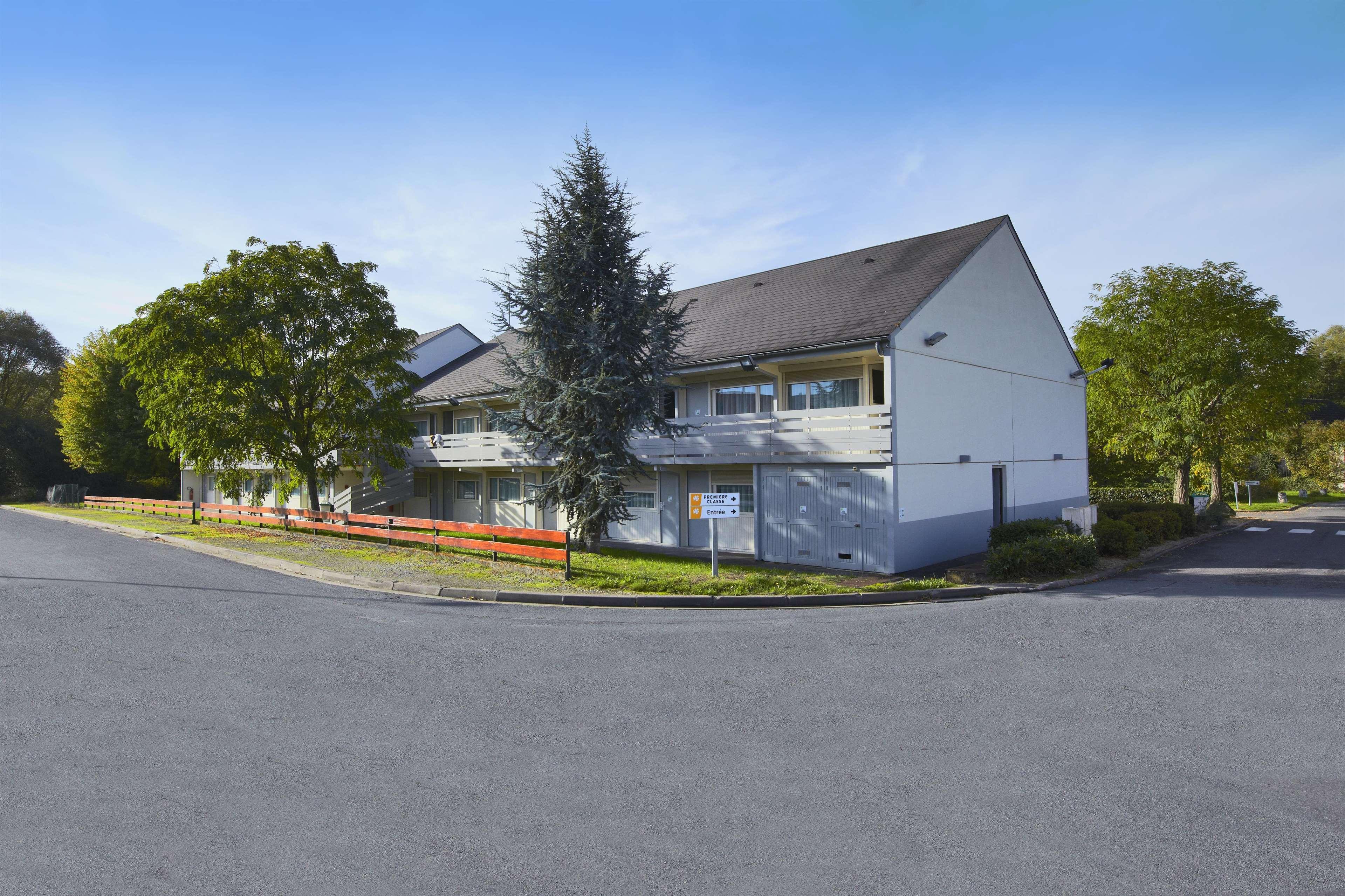 Hotel Campanile Vierzon Exteriér fotografie